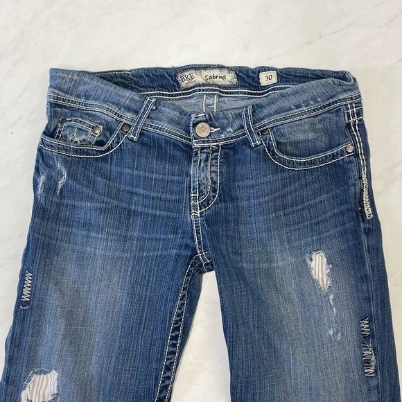 BKE Denim Sabrina Cropped Distressed Patched Jeans Size 30 - Picture 3 of 9